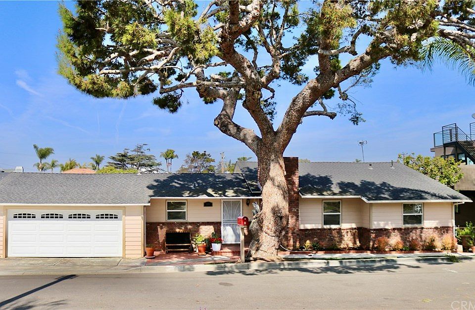 1st image of 341 La Jolla Dr