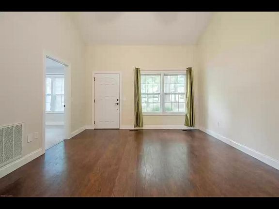 Living room 2