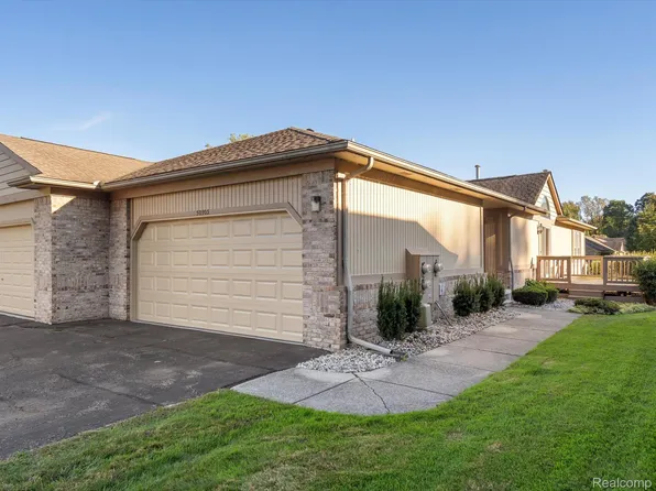 50903 Nature Dr, Chesterfield, MI 48047