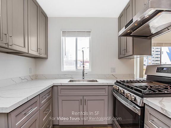 5th image of 625 Larkin St APT 402