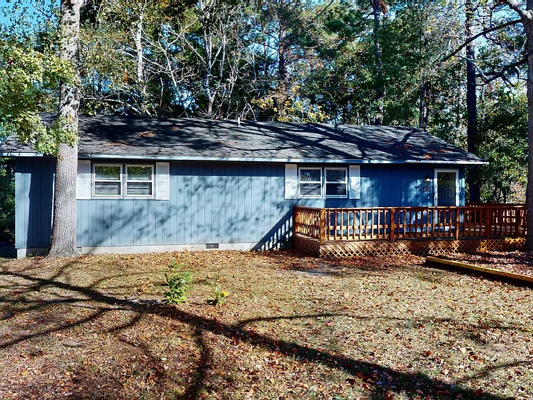 1593 W Kilbart Dr SW — Photo 2