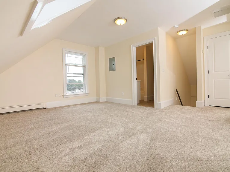 34 Warner St #3 — Photo 11