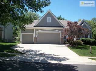 9308 Swarner Dr, Lenexa, KS 66219