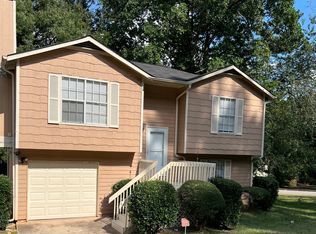 2894 Knollberry Ln, Decatur, GA 30034