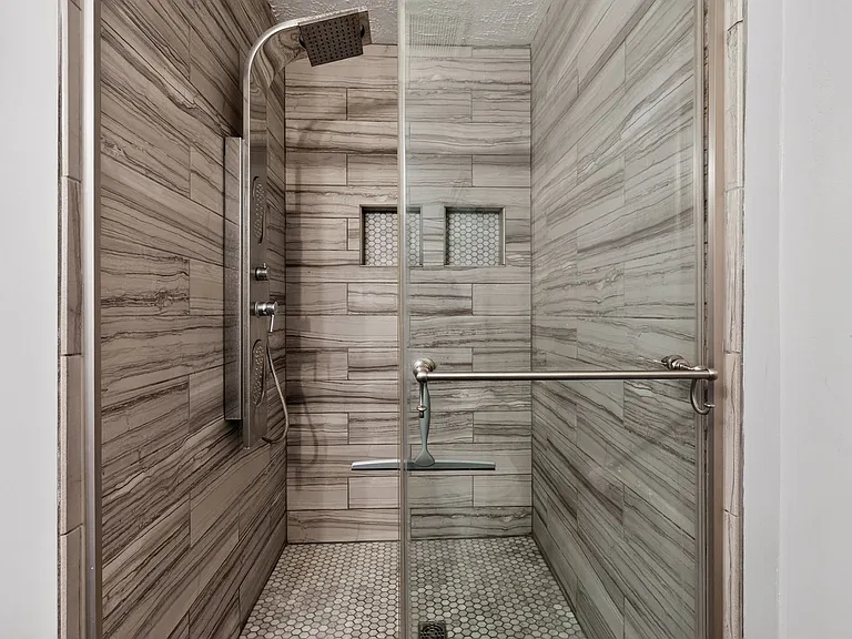 8155 Deer Chase Ln — Photo 20