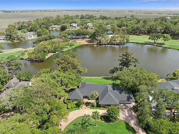 4th image of 1408 S Windward Dr