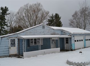 6440 Knowlesville Rd, Oakfield, NY 14125