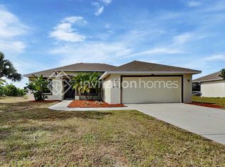 2529 Pan American Blvd, North Port, FL 34287