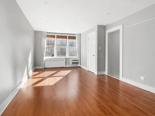 745 E 31st St APT 5B, Brooklyn, NY 11210
