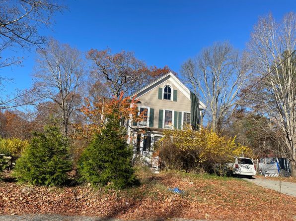 35 Highland Ave, Milton Mills, NH 03852