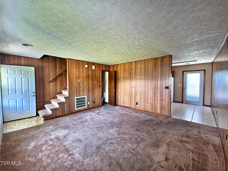 549 N Holston River Dr #A — Photo 6