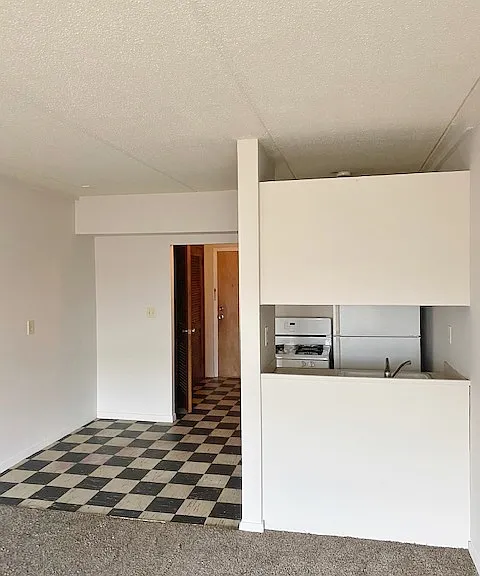 3512 Bryant Ave S #202 — Photo 2