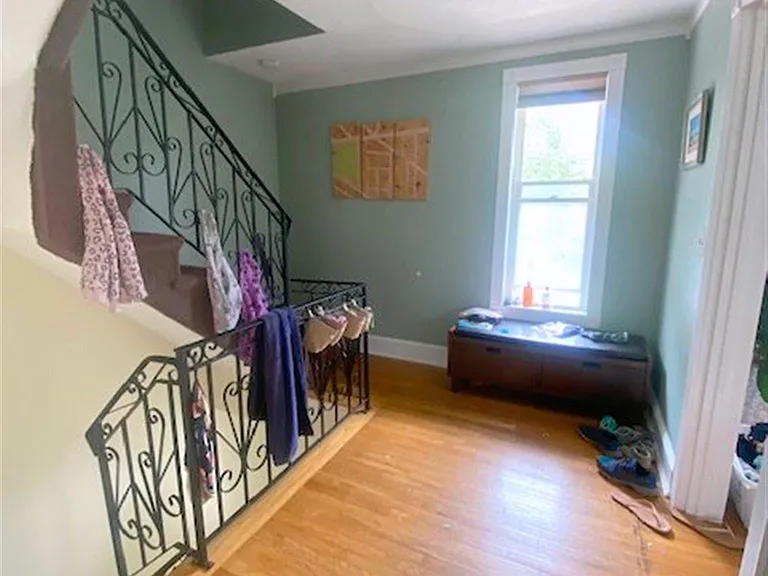 14 Norwood Ave #1 — Photo 4