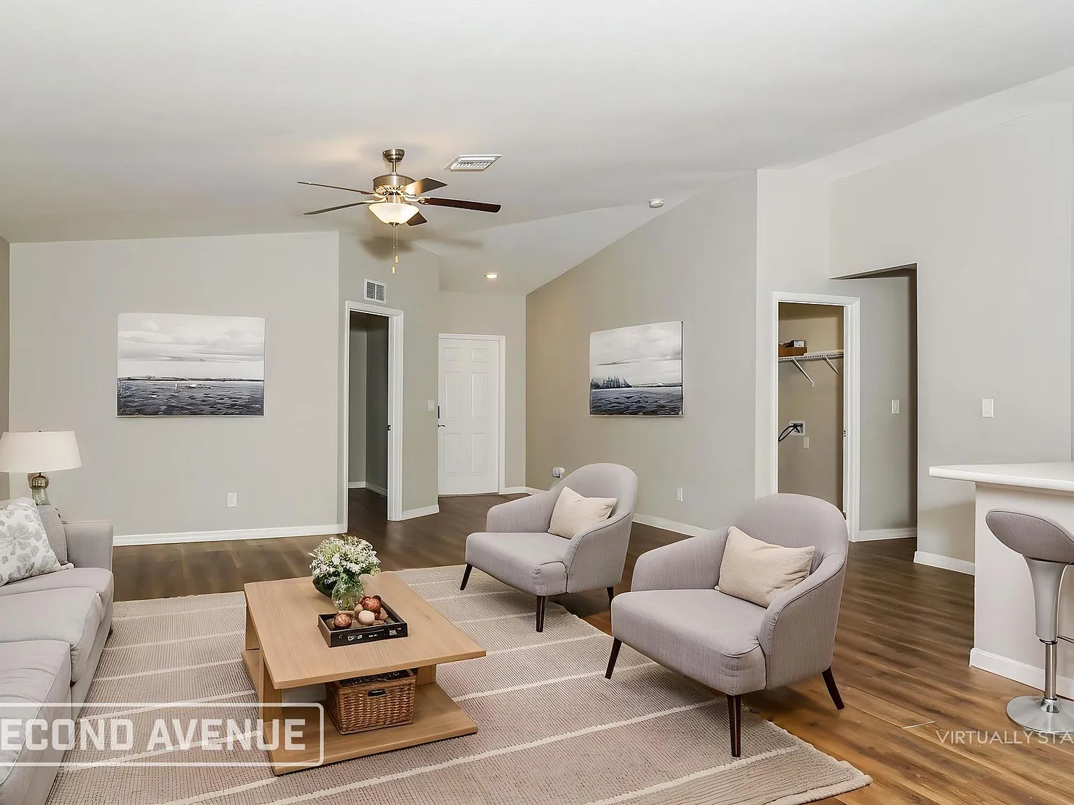 4 bed, 2.0 bath, 1833 sqft, $1,745 — Photo 2