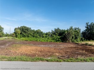 345 E Waterway Ave NW, Lake Placid, FL 33852