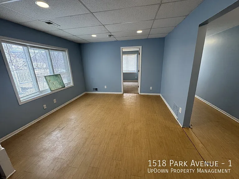 1518 Park Ave #1 — Photo 4