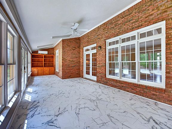 4th image of 4567 Carnoustie Ln