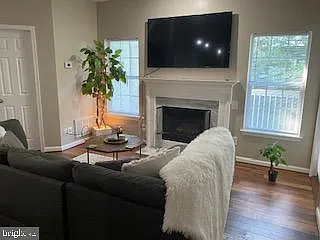 1720 Lake Shore Crest Dr #13 — Photo 7
