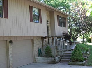 1600 Baltimore Ter, Manhattan, KS 66502