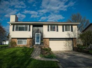 2439 Potomac Ln, Northwood, OH 43619