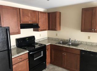 6826 Plaza Dr #4, Niagara Falls, NY 14304