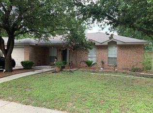 903 Vecinos Blvd, Dallas, TX 75212