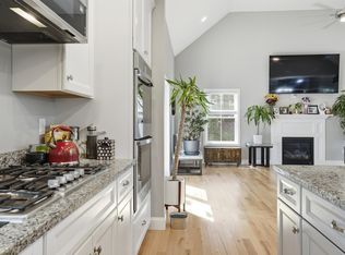 316 Montelona Road, Goffstown, NH 03045