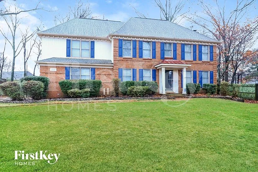 4 bed, 3.5 bath, 2765 sqft, $2,485 — Photo 2