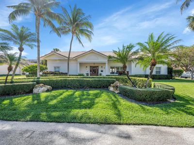 8 Oneida Lane, Sea Ranch Lakes, FL, 33308