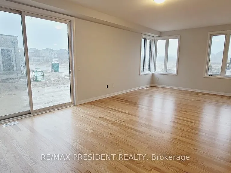 93 Mackay Dr — Photo 5
