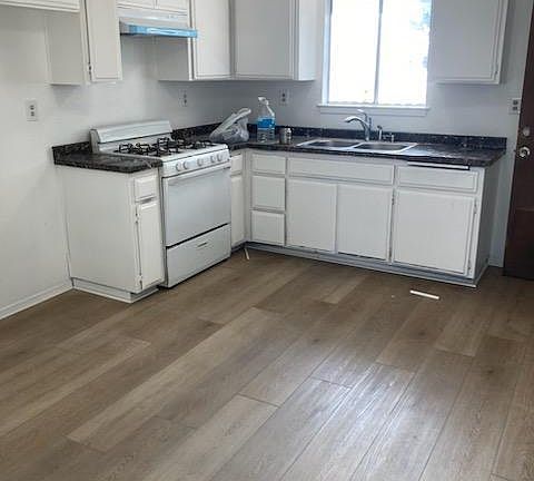 2nd image of 16260 Orange St APT A