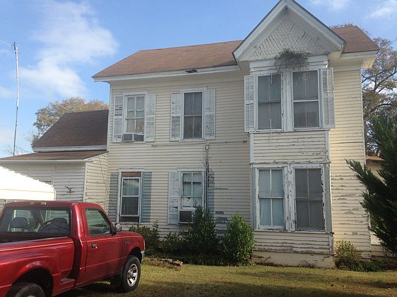 2nd image of 103 W Louisville St