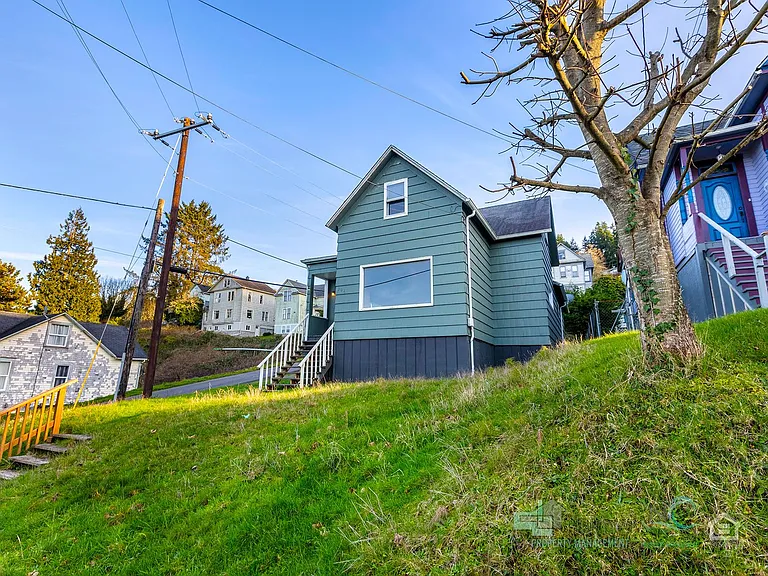 301 Alameda Ave — Photo 8