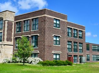 Roosevelt Senior, Waterloo, IA 50703