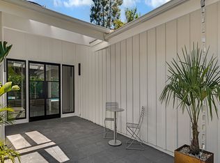 23020 Wrencrest Dr, Calabasas, CA 91302