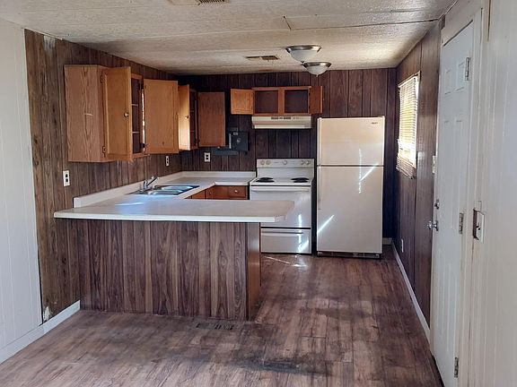 3rd image of 983 Aria Blvd #4
