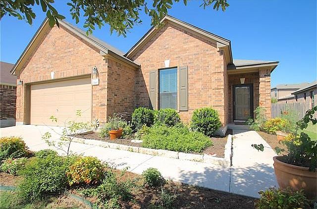 1st image of 1140 Hyde Park Dr