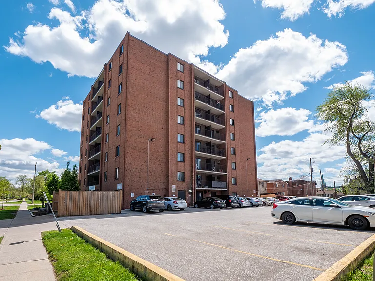 275 Askin Ave #605 — Photo 5