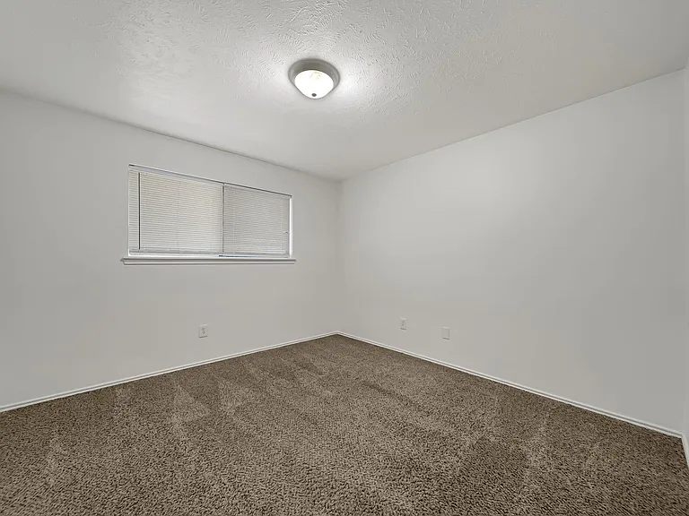 55 Summer Crest Cir — Photo 3