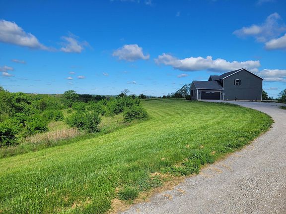 5th image of 798 Ford Rd