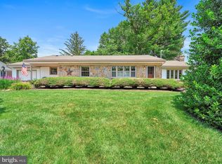 2109 Lyndell Dr, Lancaster, PA 17601