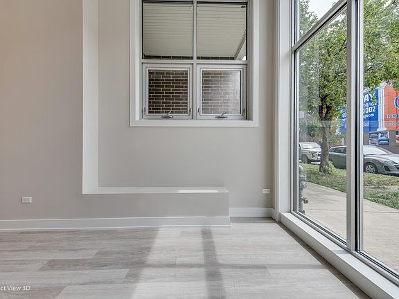 3rd image of 2740 W Chicago Ave #1