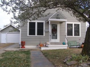 1211 Spring St, Ellsworth, KS 67439