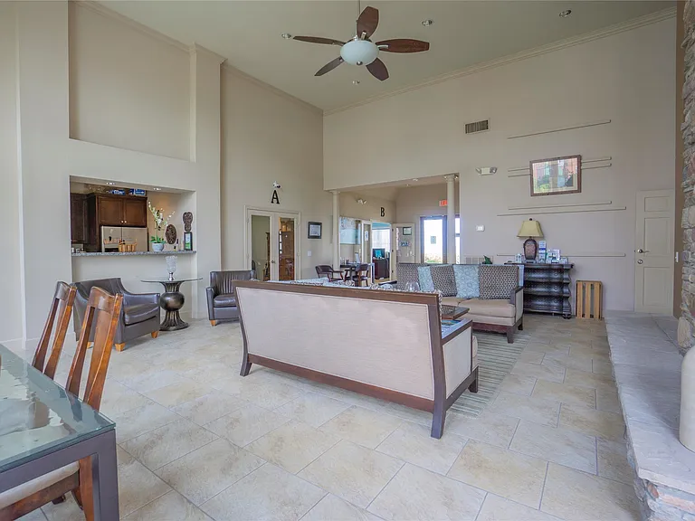 7000 Seawall Blvd #1011 — Photo 31