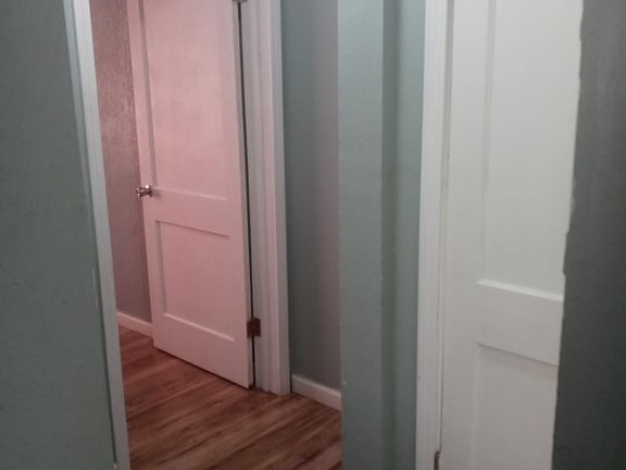 2nd image of 880 Elwood Dr APT A