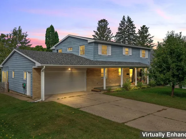 312 6th Ave SW, Faribault, MN 55021