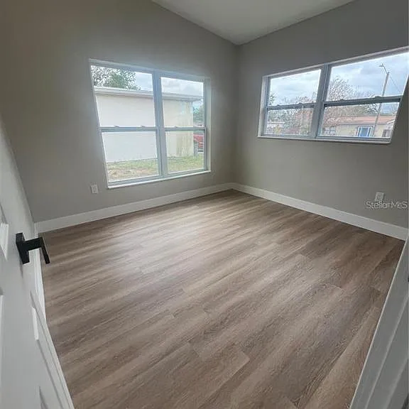 1809 Chase Ave — Photo 13