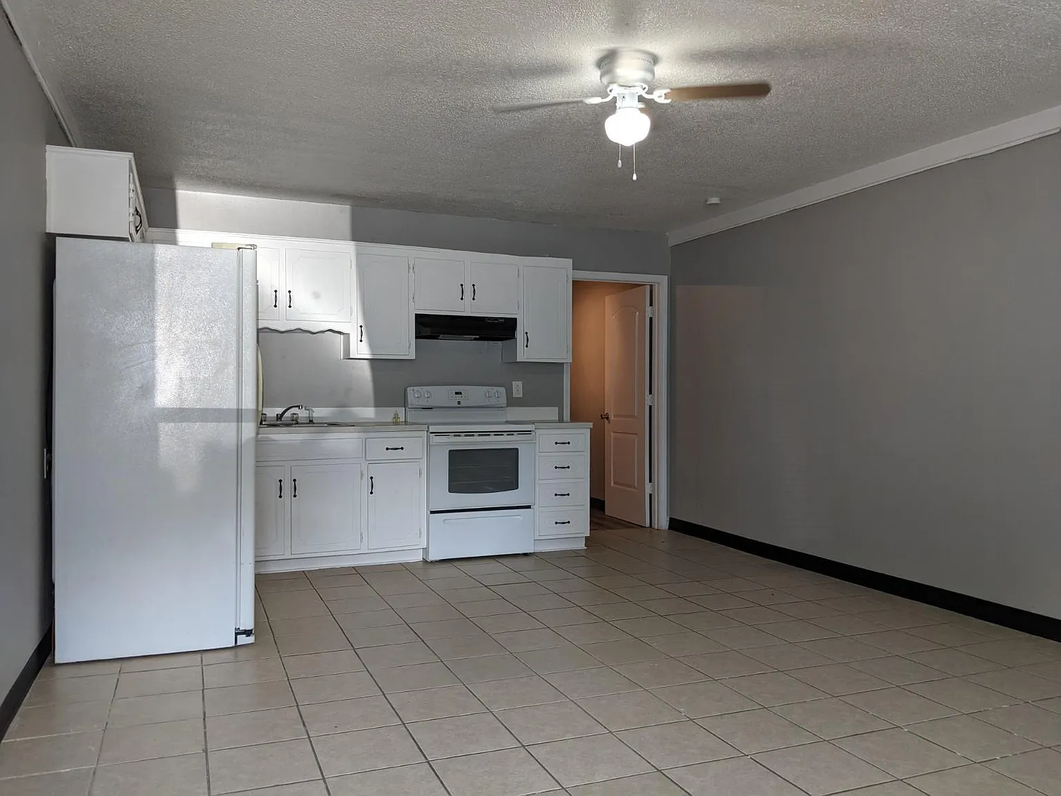 1 bed, 500 sqft, $600 — Photo 2