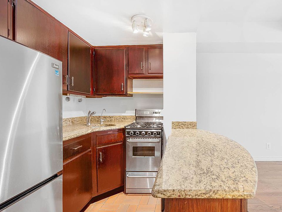 1st image of 160 Bleecker St APT 3JW