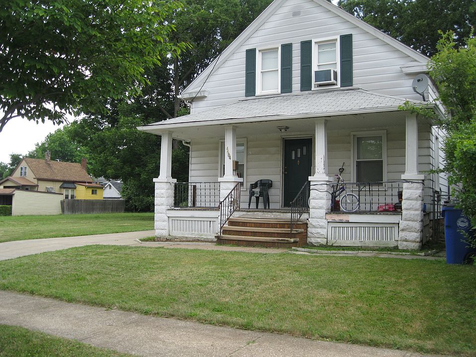 1st image of 4604 Stickney Ave